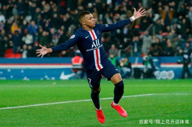 自由式滑雪空中技巧世界杯加拿大站：中国队1金2银1铜收官