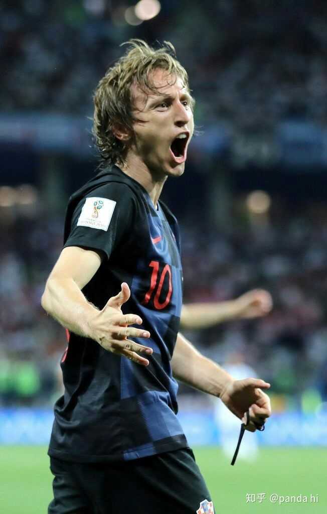 布朗50分莱昂纳德22分 快船不敌绿军